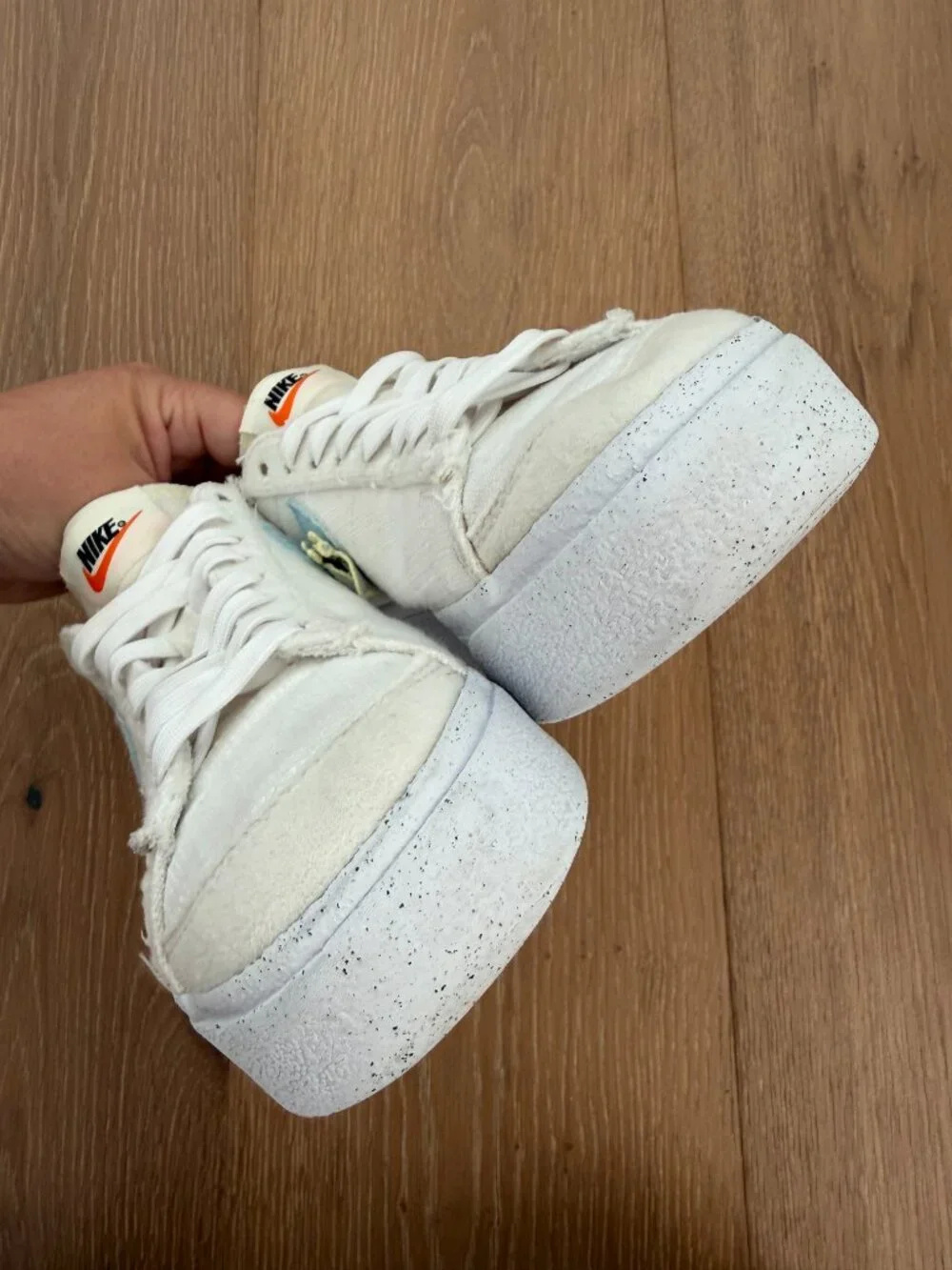 Nike Shoes Womens 5.5 Sneakers White Blazer Lo Platform DJ6376-100 Air Sprung